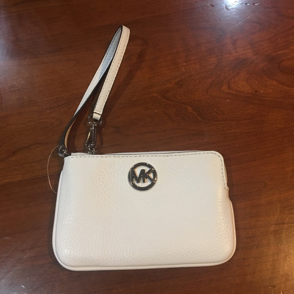 Wristlet